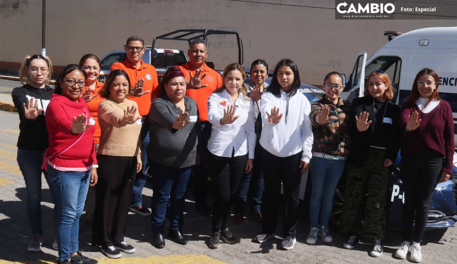 Paola Angon continúa brindando herramientas a las cholultecas, con cursos de manejo gratuitos