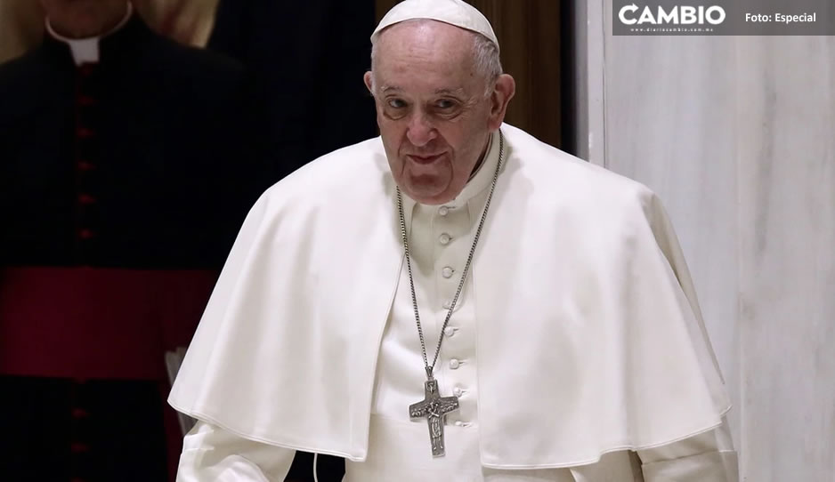 Papa Francisco sale de cirugía sin complicaciones