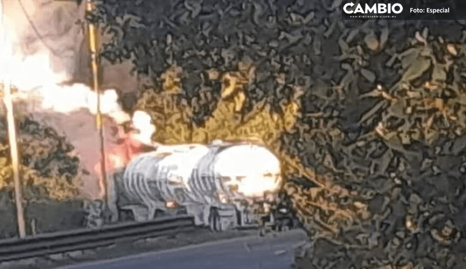 ¡Atento conductor! Incendio de pipa provoca cierre parcial de la Puebla-Córdoba