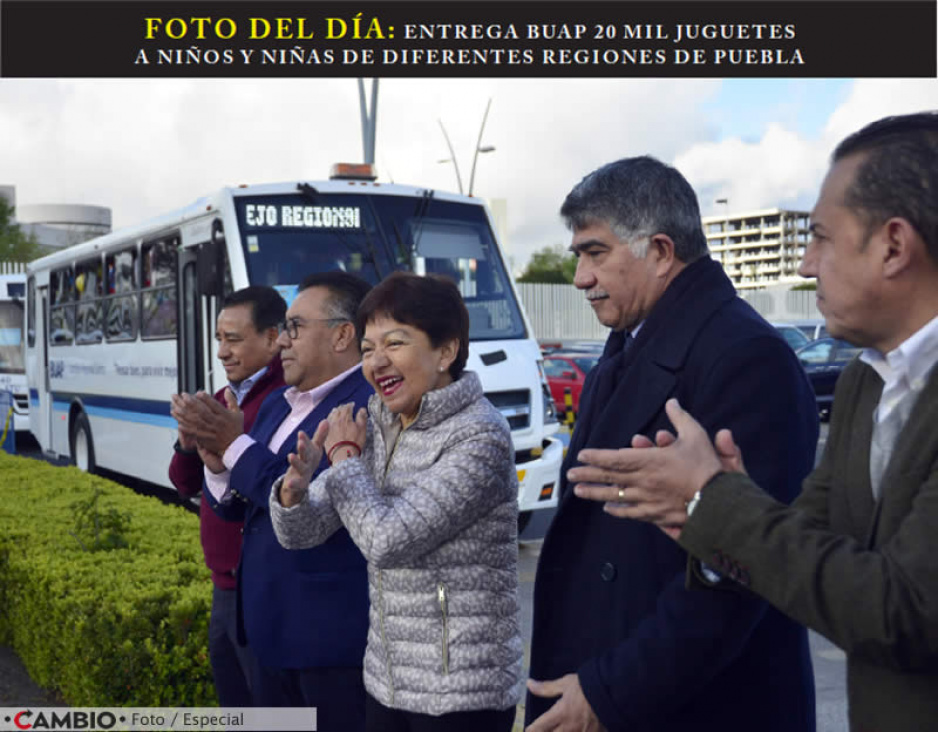 FOTO DEL DÍA: ENTREGA BUAP 20 MIL JUGUETES    A NIÑOS Y NIÑAS DE DIFERENTES REGIONES DE PUEBLA