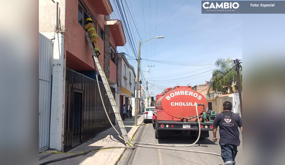 Rescatan a abuelita de morir calcinada en su vivienda en San Pedro Cholula