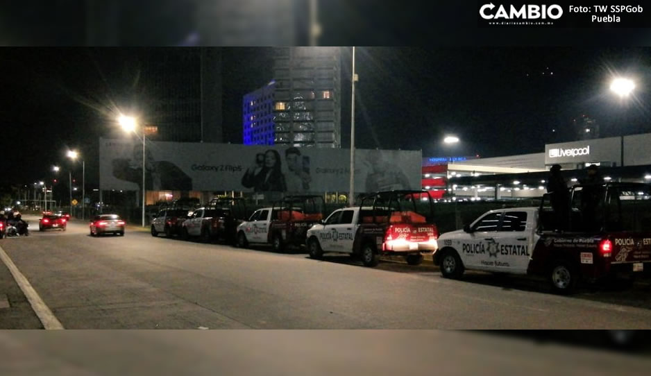 Por rápido y furioso, multan a conductor durante operativo anti-arrancones en la Vía Atlixcáyotl