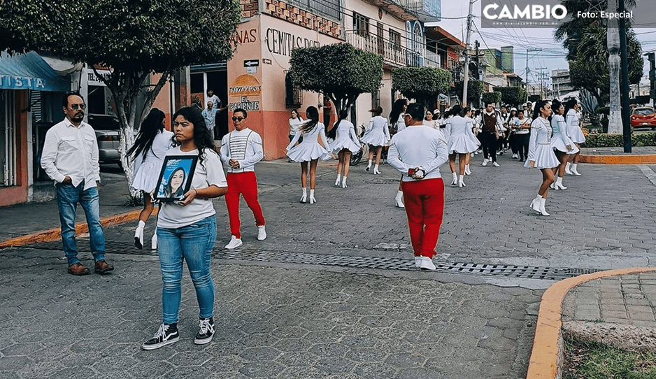 Dan el último adiós a Luz del Carmen, maestra asesinada en Izúcar