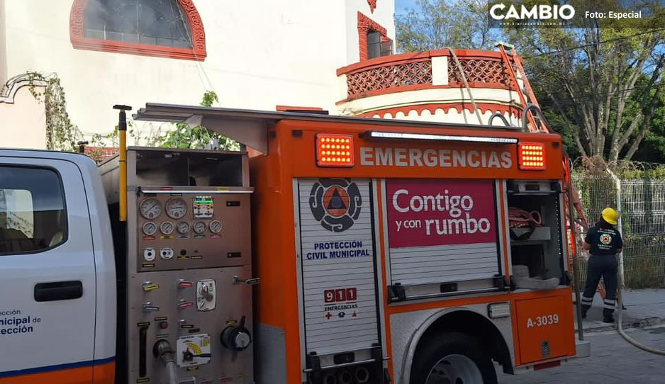 ¡Qué susto! Se incendia casona previo a la Caravana Coca-Cola en Bulevar 5 de Mayo (VIDEO)