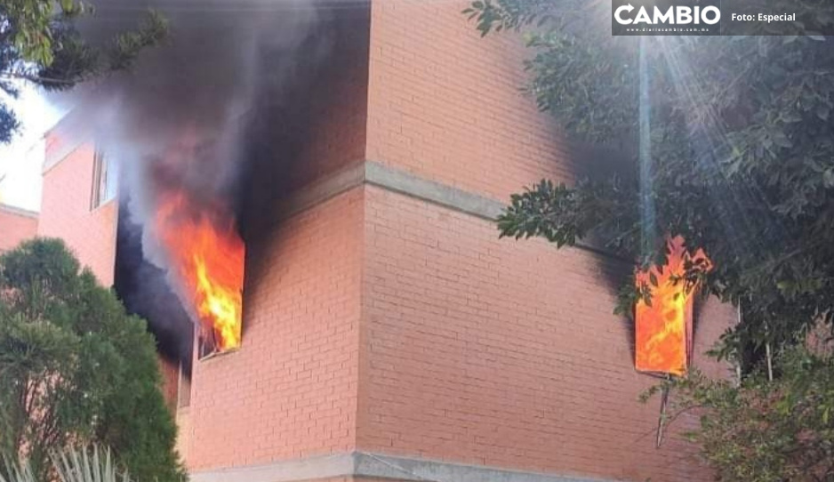 ¡Triste Navidad! Incendio devora departamento en Tehuacán