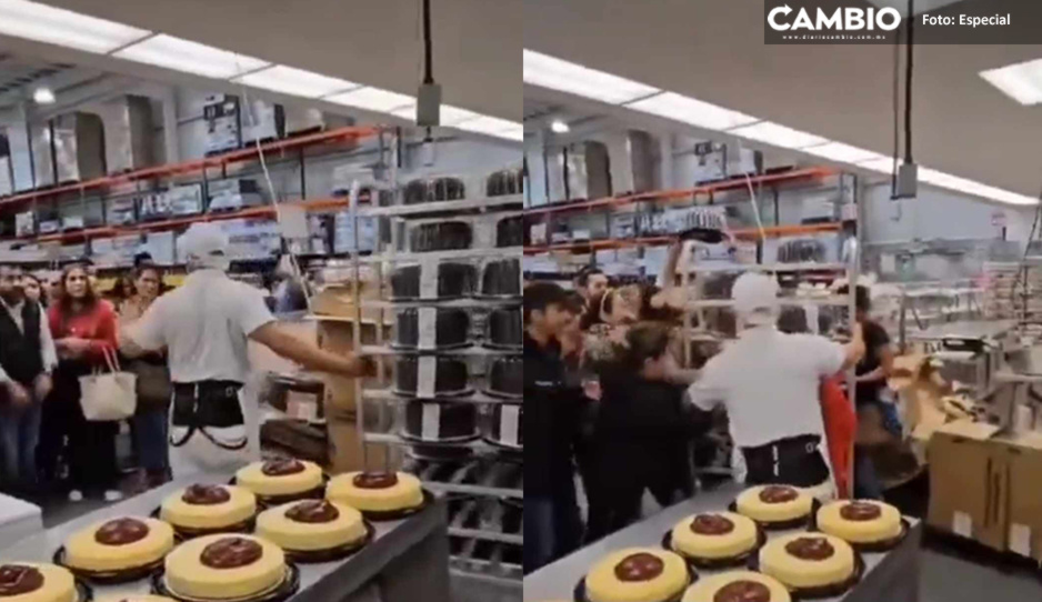¡Córrele que se acaban! Captan estampida humana por pasteles de Costco (VIDEO)