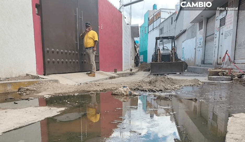 Emergencia sanitaria en Acatlán por derrame de aguas negras y obras de drenaje