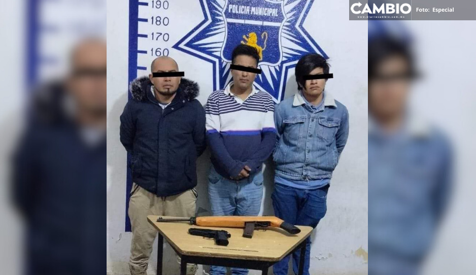 Detienen a tres hombres por posesión ilegal de arma de fuego en Huauchinango