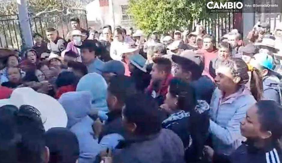 Grupo de choque toma las instalaciones del comité de agua en La Resurrección (VIDEO)