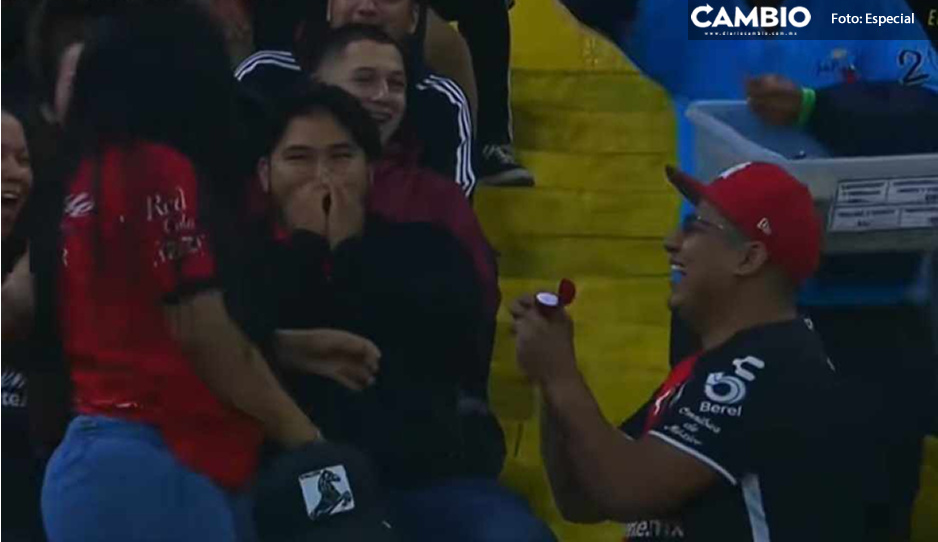 ¡Qué bonito! Aficionados se comprometen en partido Atlas vs Pumas (VIDEO)