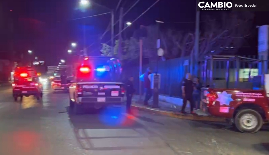 Detienen a tres asaltantes que se ocultaban en la clínica 15 del IMSS en Tehuacán