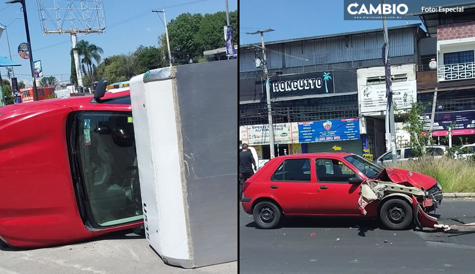 Caos vial por fuerte choque en Bulevar Forjadores, hay dos heridos