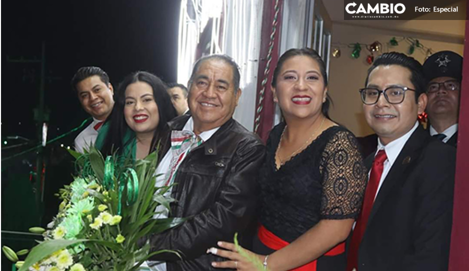 Da Mario de la Rosa Grito de Independencia en Amozoc