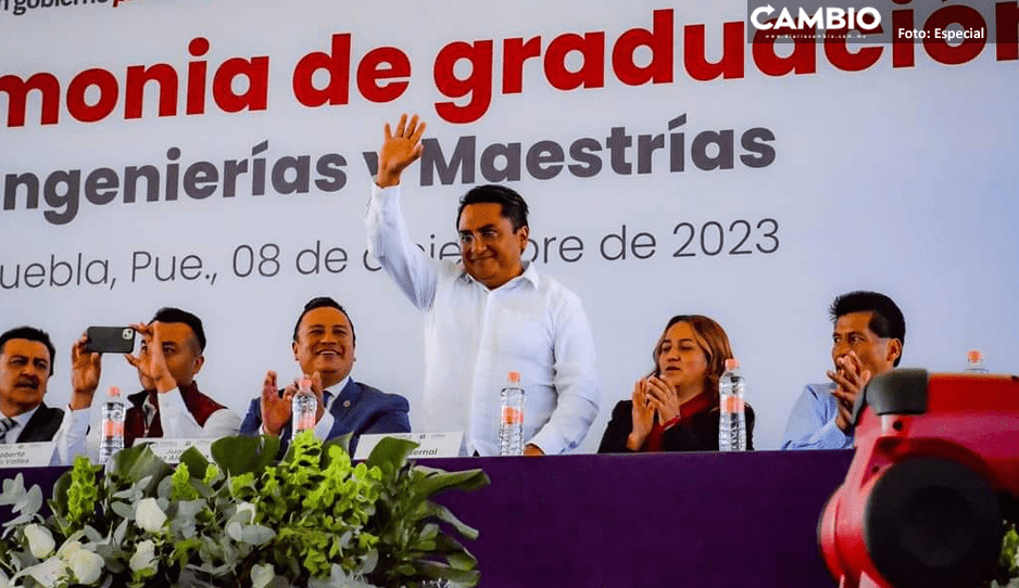 Pepe Cinto Bernal encabeza graduación de alumnos de la UPP