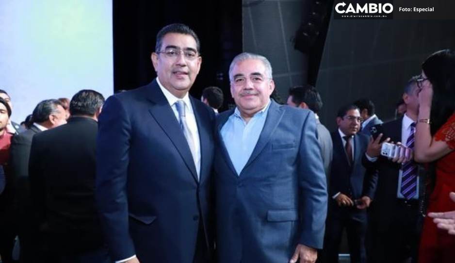 López Angulo felicita a Sergio Salomón por informe de gobierno