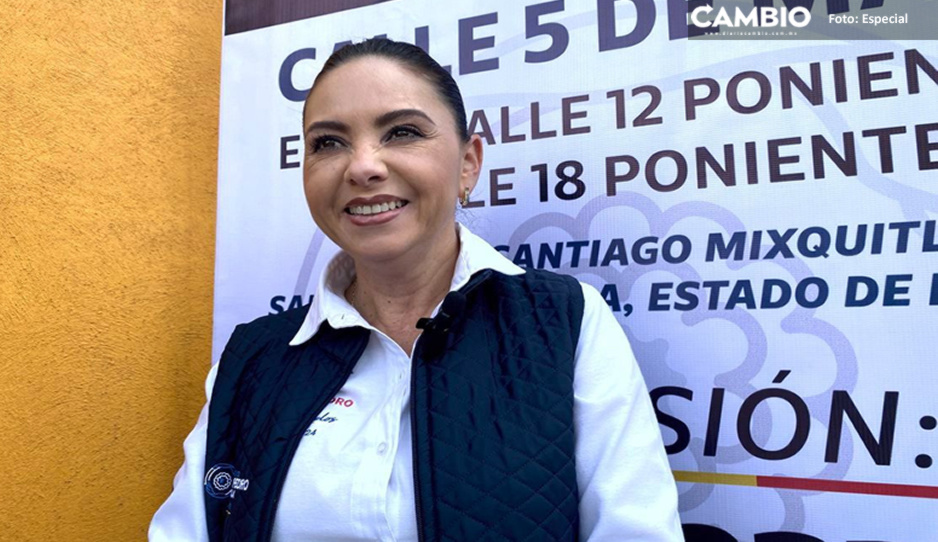 Paola Angón brinda respaldo a policía golpeada por ebrios en la Recta a Cholula