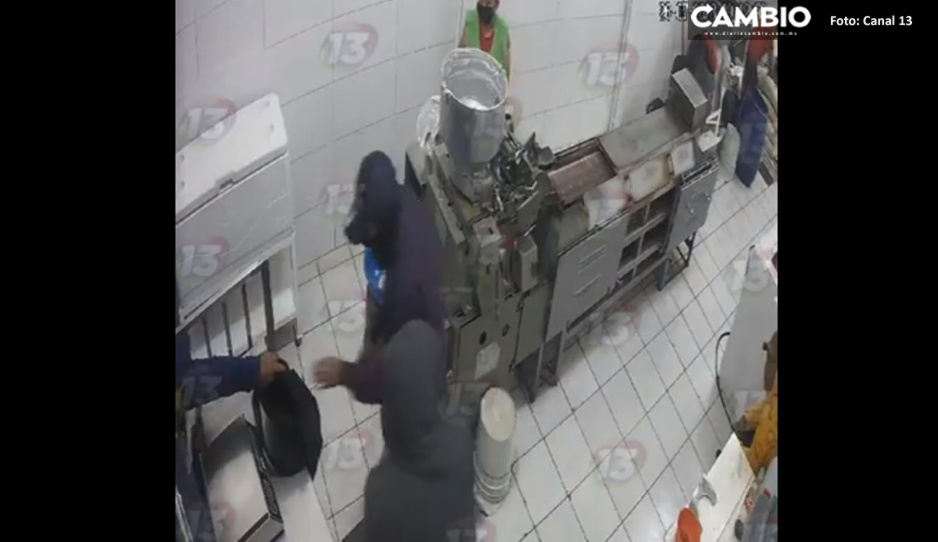 A punta de pistola, asaltan tortillería en San Bernabé Temoxtitla