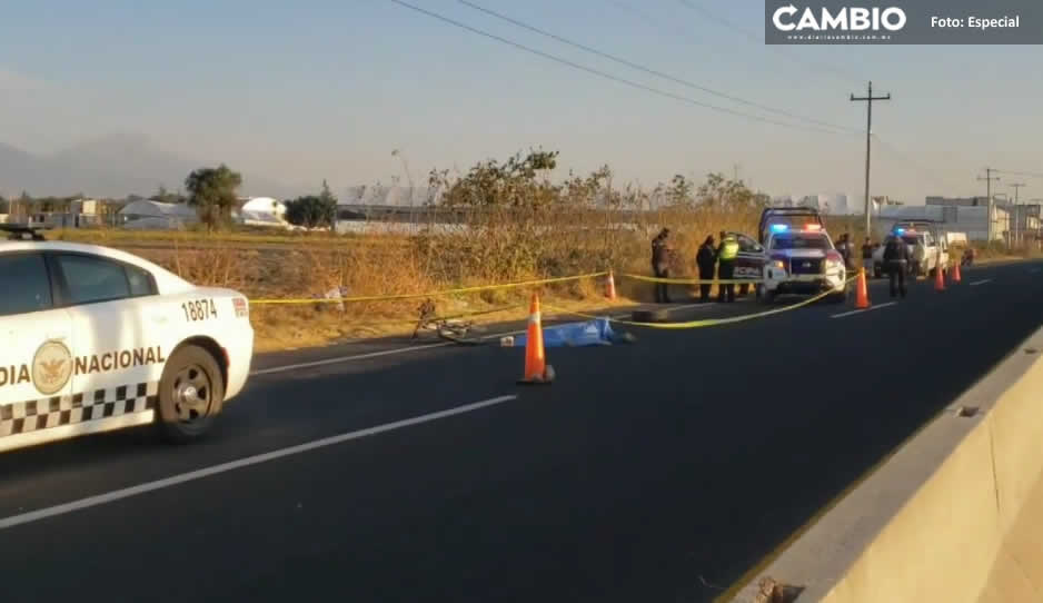 Conductor atropella y mata a motociclista y ciclista en la Puebla-Orizaba