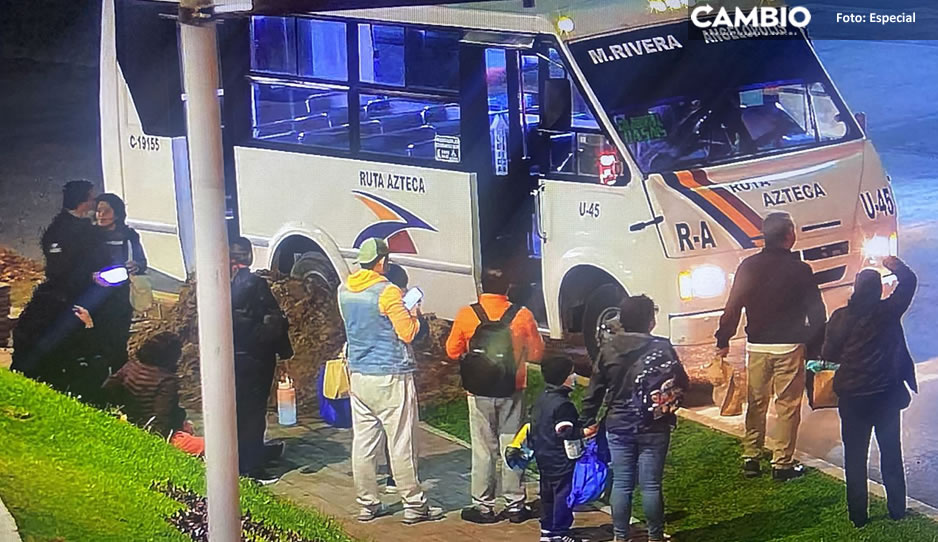 A punta de pistola, atracan a pasajeros de la Ruta Azteca en la Vía Atlixcáyotl; hay un lesionado