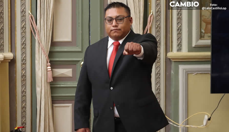 Congreso de Puebla toma protesta al nuevo integrante de la bancada del PT, Gerardo Hernández