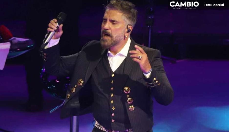 ¡Oye tranquilo viejo! Alejandro Fernández explota vs sus fans en pleno concierto (VIDEO)
