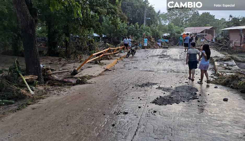 Sube a 313 las casas afectadas por tormenta que azotó a Venustiano Carranza por causa del huracán Otis (FOTOS)