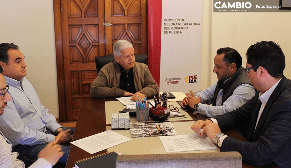 Carlos Peredo firma convenio de Mejora Regulatoria con la Secretaría de Administración del Estado