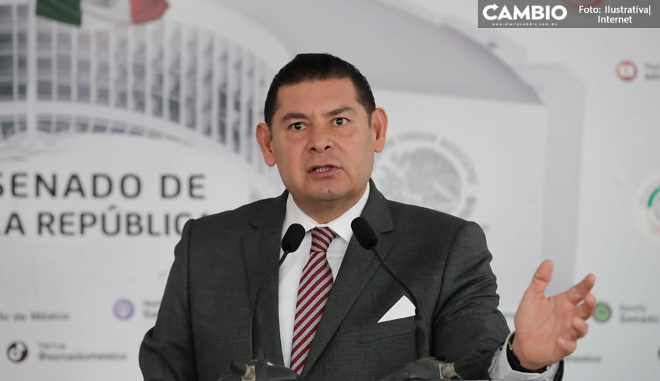Armenta ganó casi un millón de pesos al mes como presidente del Senado (VIDEO)