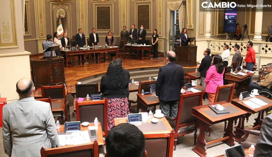 Guardan minuto de silencio en el Congreso por Rita, danzante voladora que murió tras caer en Huauchinango