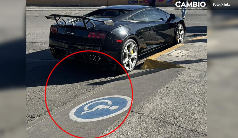 Por obstruir rampa para discapacitados, tránsito quita placas a Lamborghini (VIDEO)