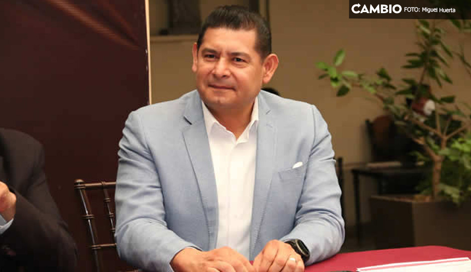 Armenta da un pasito para atrás: ahora ya no pedirá licencia al Senado (VIDEO)