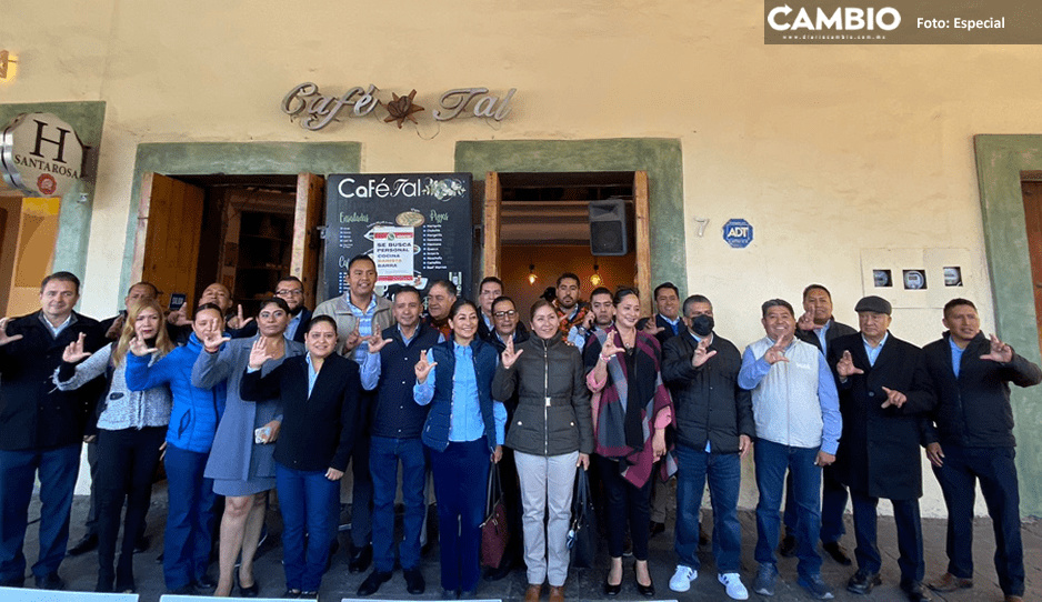 Rechazan panistas de Cholula designación directa de candidatura a diputación local (VIDEO)
