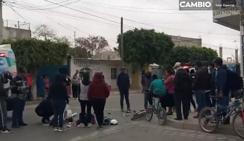 Choca cafre vs familia motociclista en Tehuacán; muere el padre