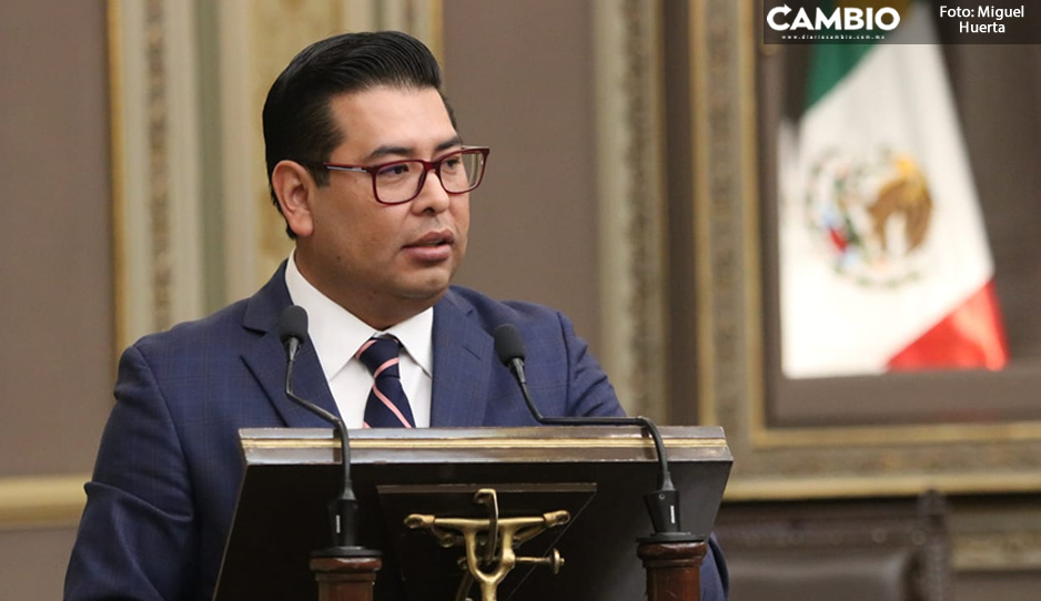 Analiza Néstor Camarillo interponer demanda penal vs ex integrantes del CDE PRI por robo de documentación