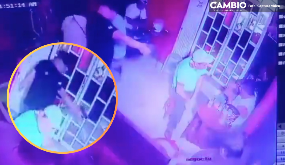 Poli sicario acribilla a tres jóvenes en bar clandestino de Tabasco (VIDEO)