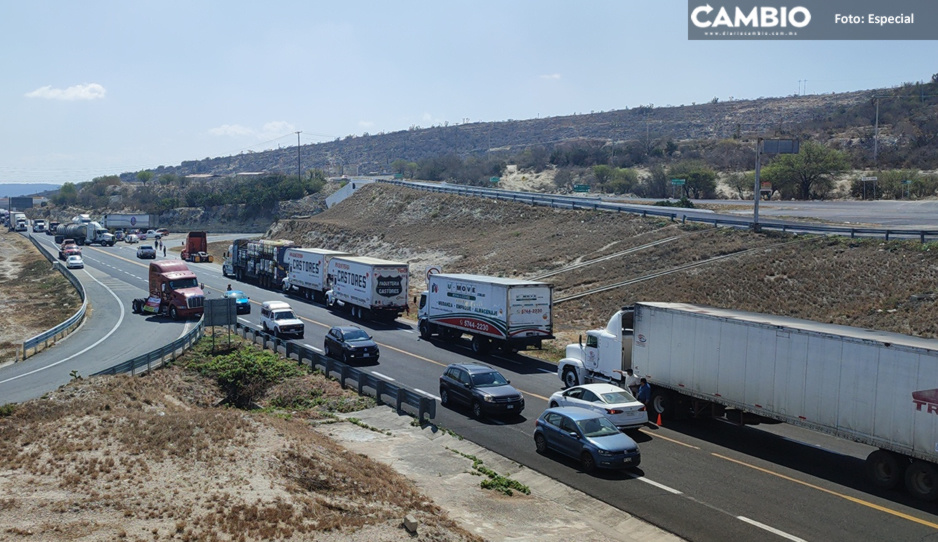 Tras más de 7 horas de bloqueo, transportistas liberan carretera Cuacnopalan-Oaxaca
