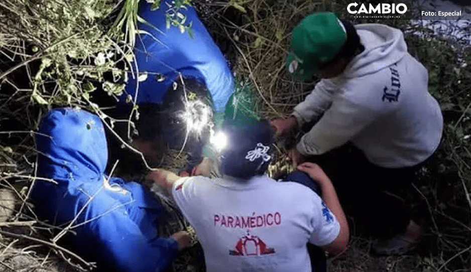 ¡Vive para contarlo! Hombre cae a barranca en Huaquechula