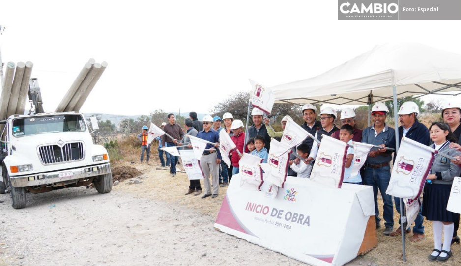 Pepe Huerta cumple compromiso de electrificación en San Bartolomé Hueyapan