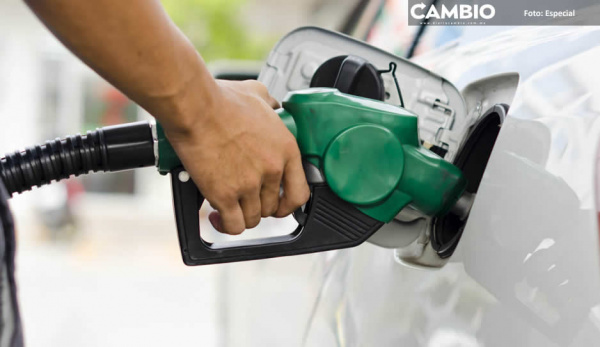 Costo de combustibles se mantuvo durante 2023 en Puebla, hubo disminución pírrica
