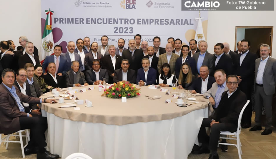 Sergio Salomón se reúne por primera vez con empresarios como gobernador