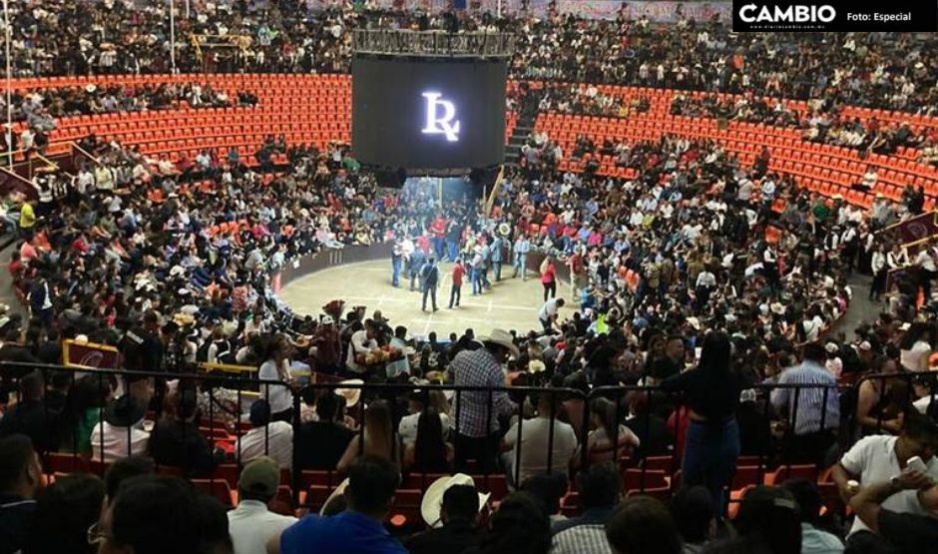 Trifulca en la Feria de Puebla, ahora fue en el palenque para ver a Luis Conriquez