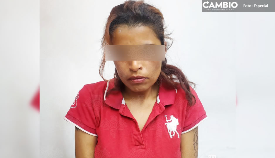Detienen a Elisa tras intentar ingresar droga al Cereso de San Pedro Cholula