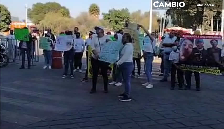 Familiares de Raúl joven desaparecido en Huejotzingo realizan manifestación