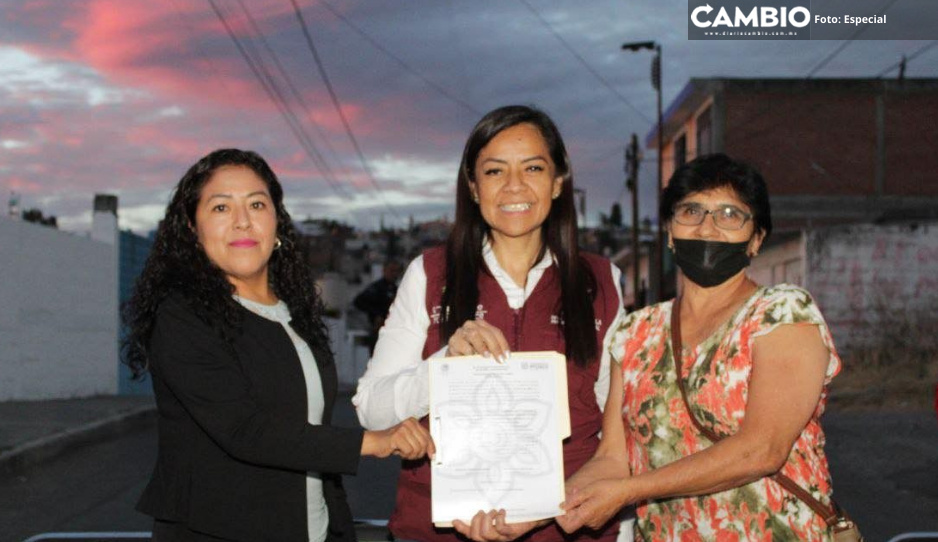 Ariadna Ayala reafirma compromiso con obras escolares en Atlixco