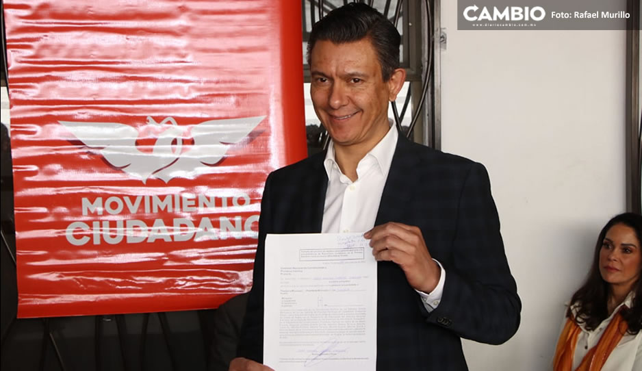 Rafa Cañedo se registra como precandidato de MC a la alcaldía de Puebla (VIDEO)