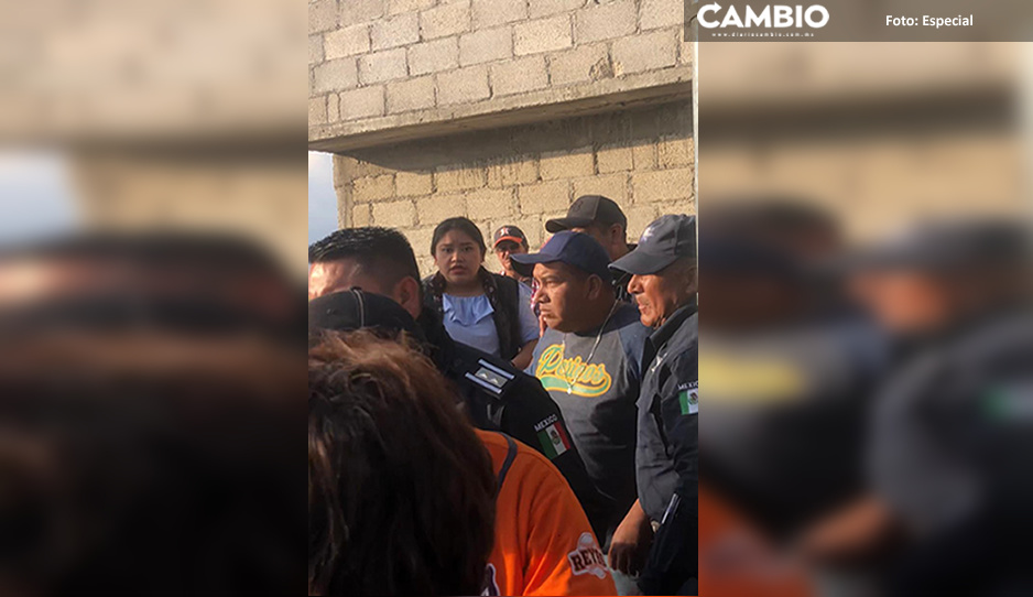 ¡Se calentaron los ánimos! Partido de beisbol termina en golpes en Tlachichuca (VIDEO)