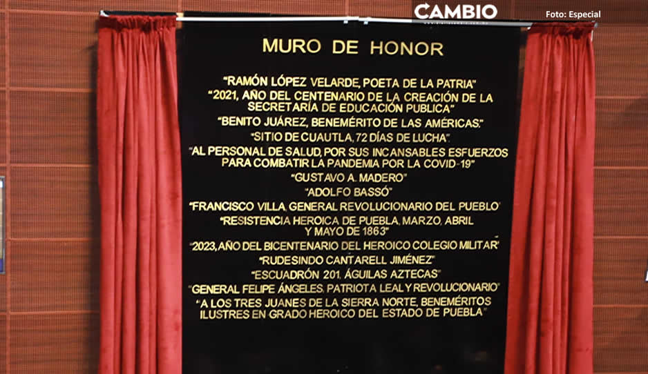 Inscriben en letras doradas a los tres Juanes en el Senado de la República