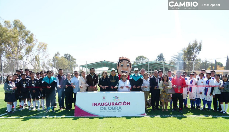 Entrega Pepe Huerta nueva cancha deportiva a comunidad estudiantil en Tepeaca