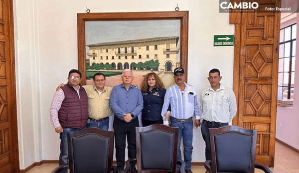 En beneficio de transportistas, Carlos Peredo se reunió con la representante nacional