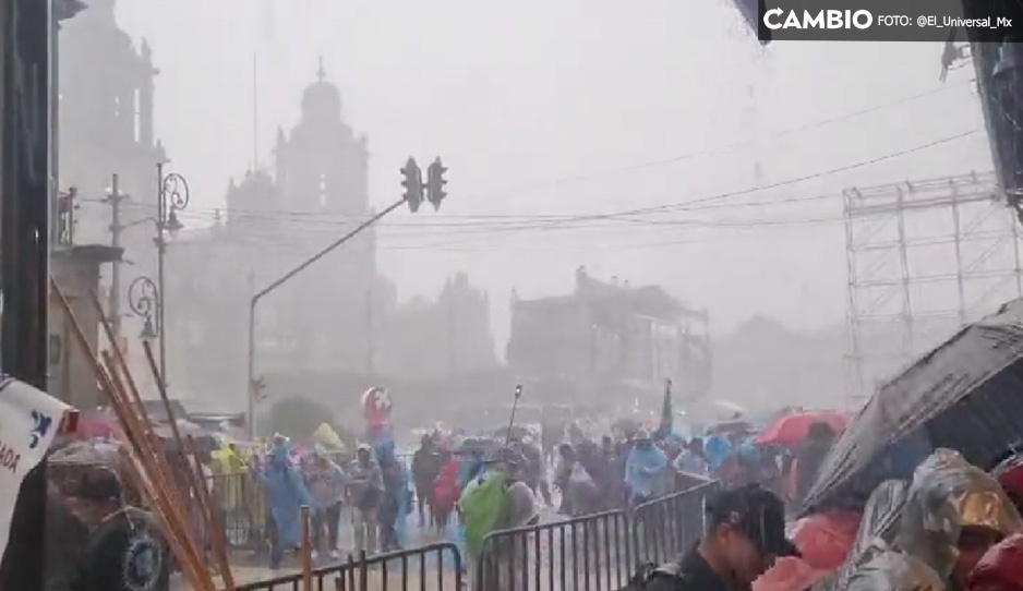 Pobres fans de Grupo Frontera: cae semejante lluvia en la CDMX (VIDEO)
